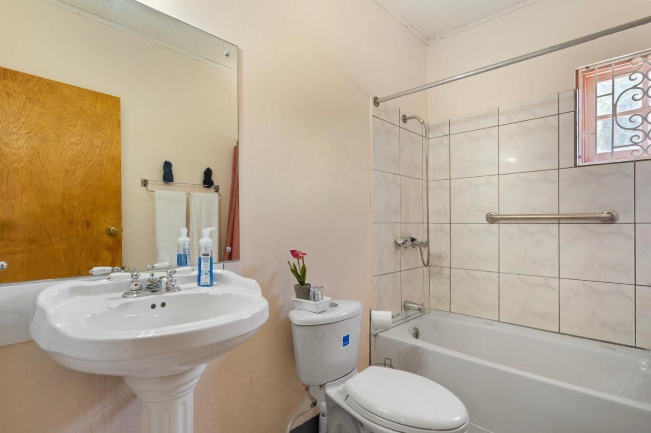Shaw Park Gem Apt 12D 오쵸 리오스 외부 사진